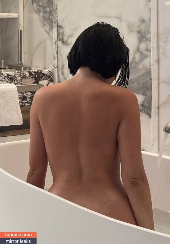 Agathe Auproux, agatheauproux, atagheauproux, https: Eksplicitni sadržaj  Fotografija #32