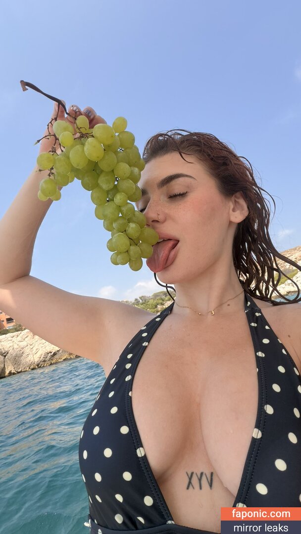 Carla_vyxx, carla_vyx, https: Eksplicitni sadržaj  Fotografija #3
