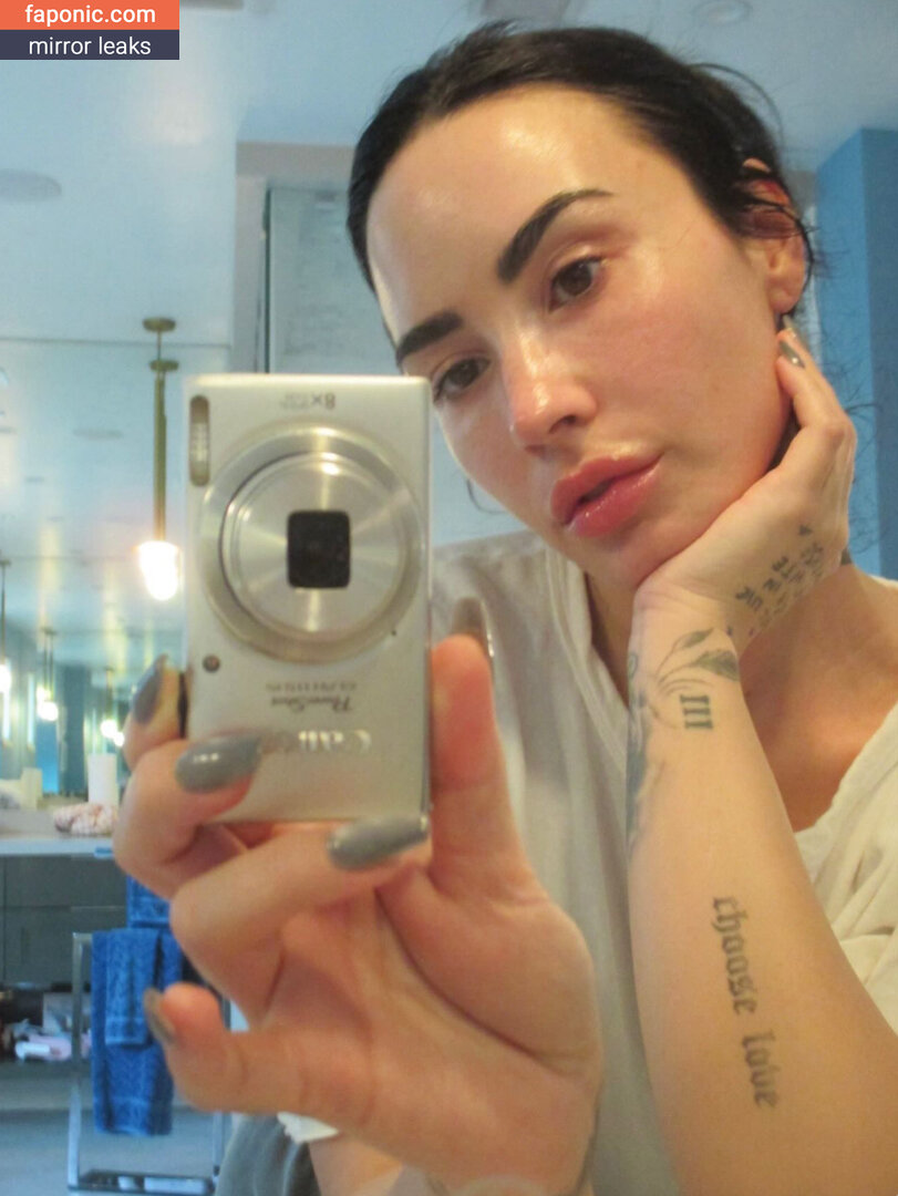 Demi Lovato, ddlovato, https:, tonia_williams Eksplicitni sadržaj OnlyFans Fotografija #1089
