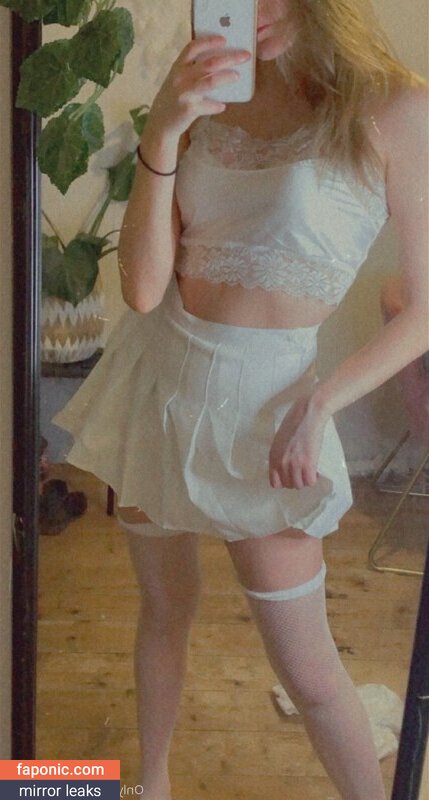 Ellierosek, ellierose.kelly Eksplicitni sadržaj OnlyFans Fotografija #1
