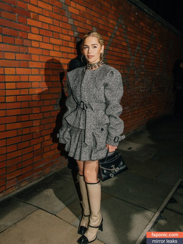 Emilia Clarke, clarkeyxo, emilia_clarke, emiliaclarke, emiliaclarkecentral, https: Eksplicitni sadržaj OnlyFans Fotografija #333