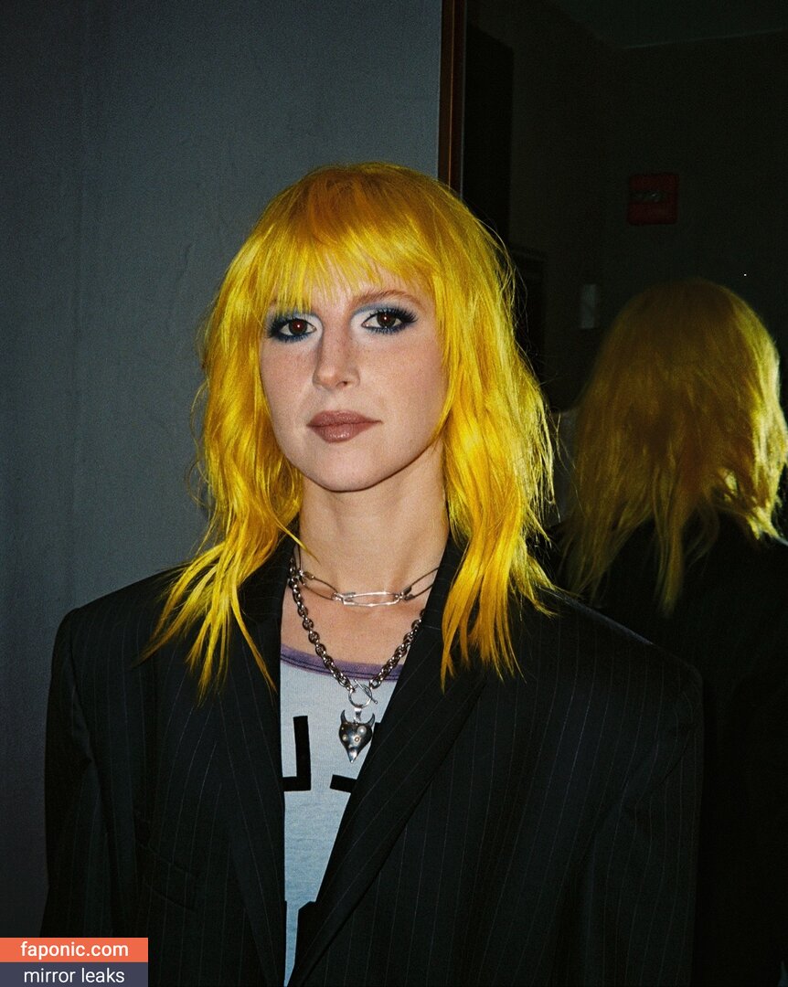 Hayley Williams, meepyfreepy, yelyahwilliams Eksplicitni sadržaj OnlyFans Fotografija #559