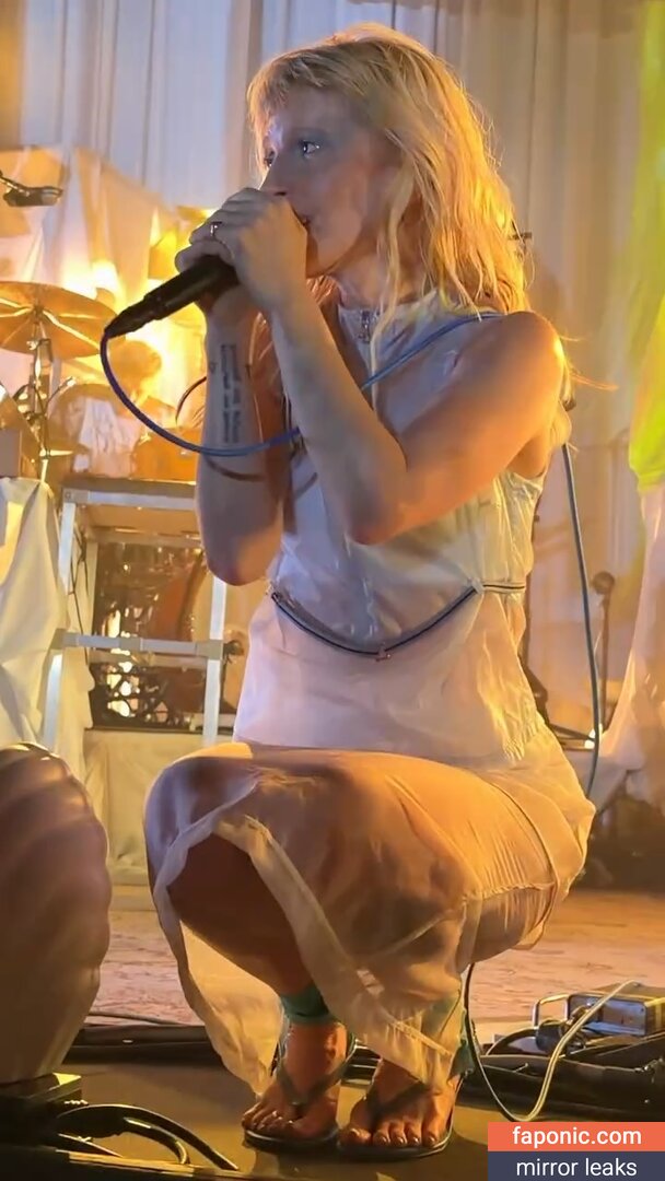 Hayley Williams, meepyfreepy, yelyahwilliams Eksplicitni sadržaj OnlyFans Fotografija #662