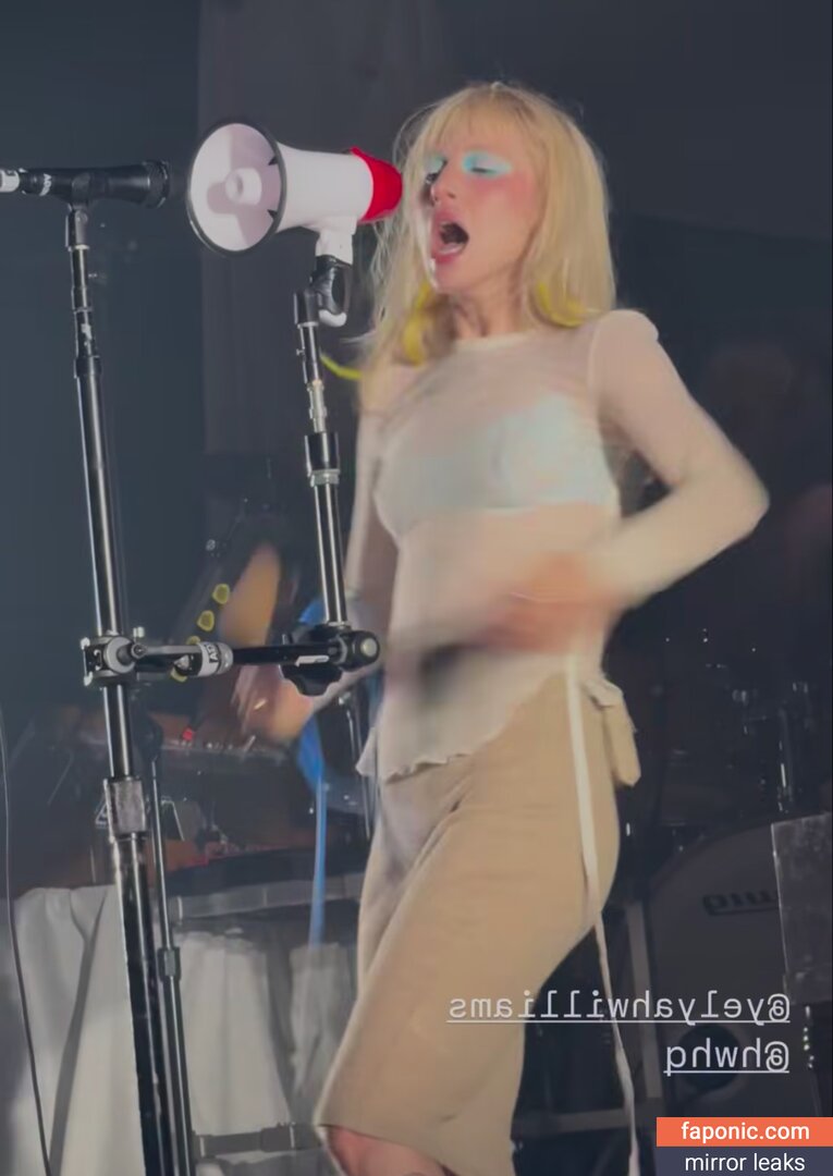 Hayley Williams, meepyfreepy, yelyahwilliams Eksplicitni sadržaj OnlyFans Fotografija #700