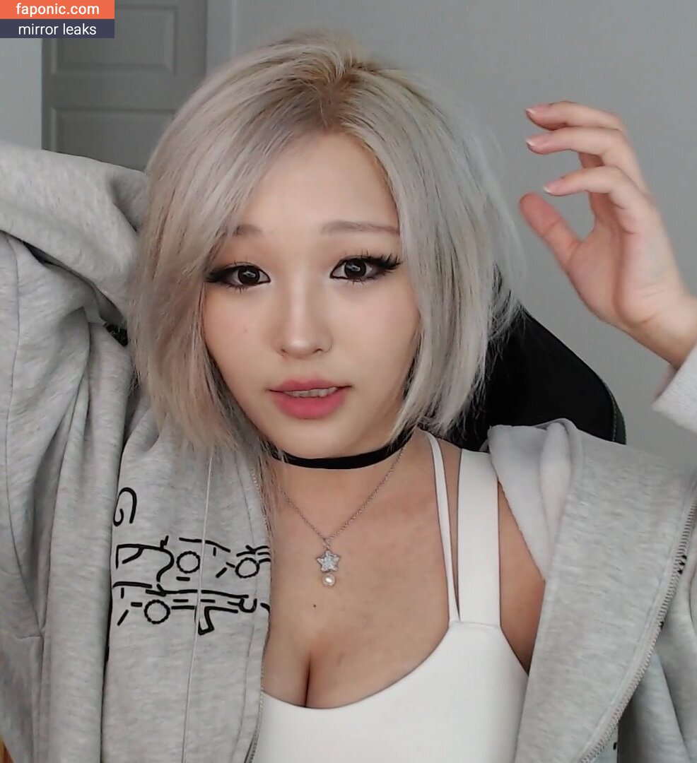Aikuros, Hyoon, Kang Hee Yoon, floaromaa Eksplicitni sadržaj  Fotografija #473