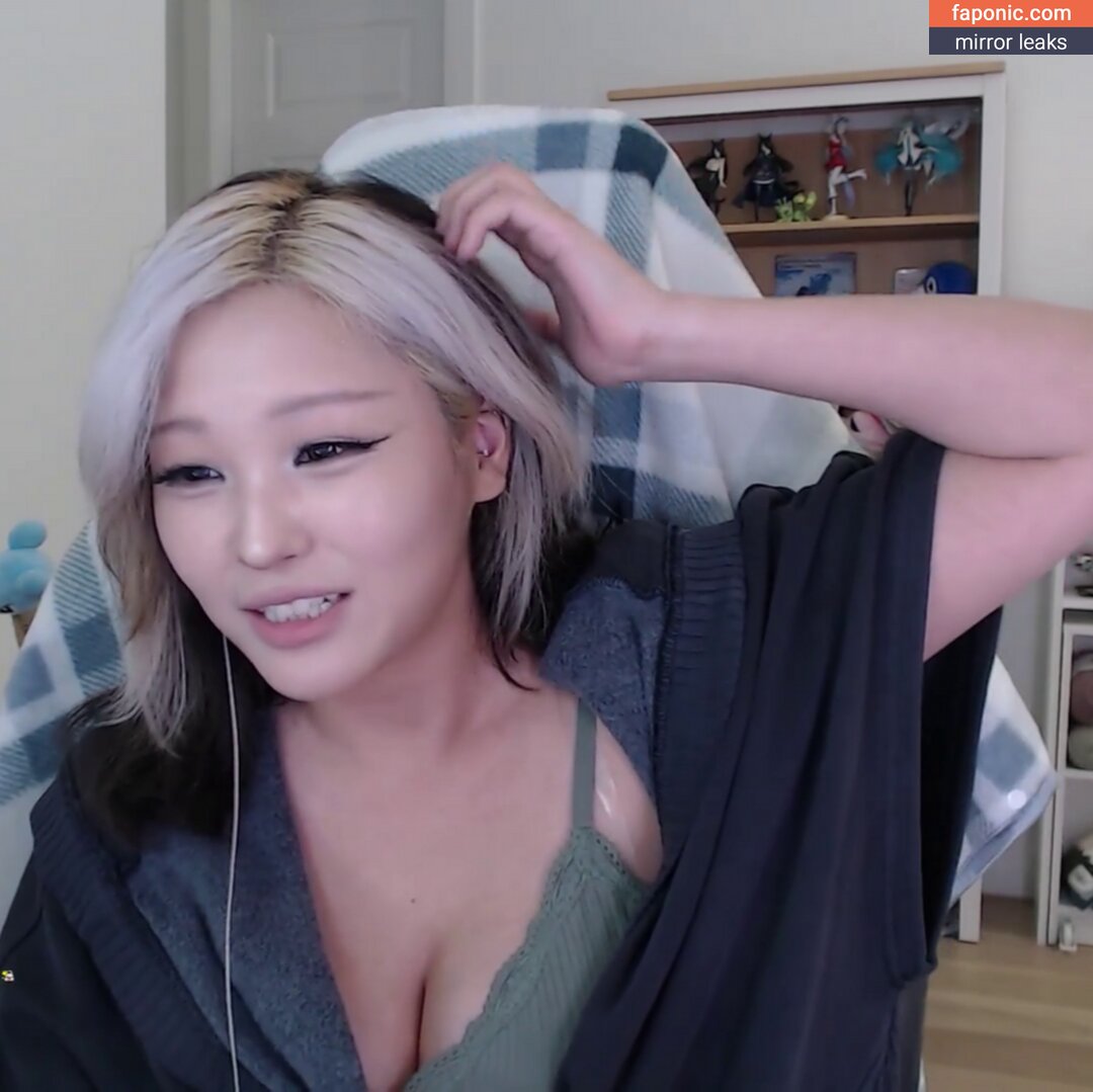 Aikuros, Hyoon, Kang Hee Yoon, floaromaa Eksplicitni sadržaj  Fotografija #566