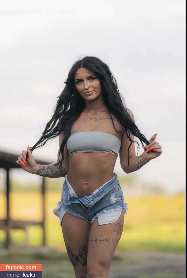 Petitetattedplati, Ronika Eskins, ronika_eskins Eksplicitni sadržaj OnlyFans Fotografija #12