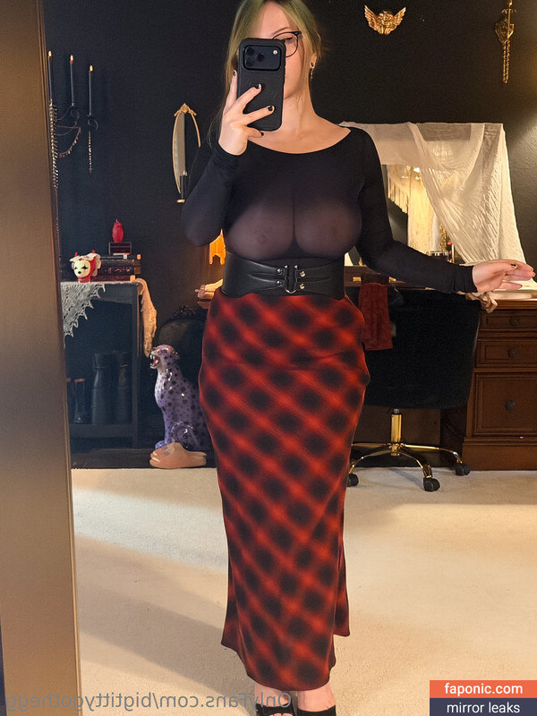 Bigtittygothegg, goth.egg, goth__egg, https: Eksplicitni sadržaj OnlyFans Fotografija #119