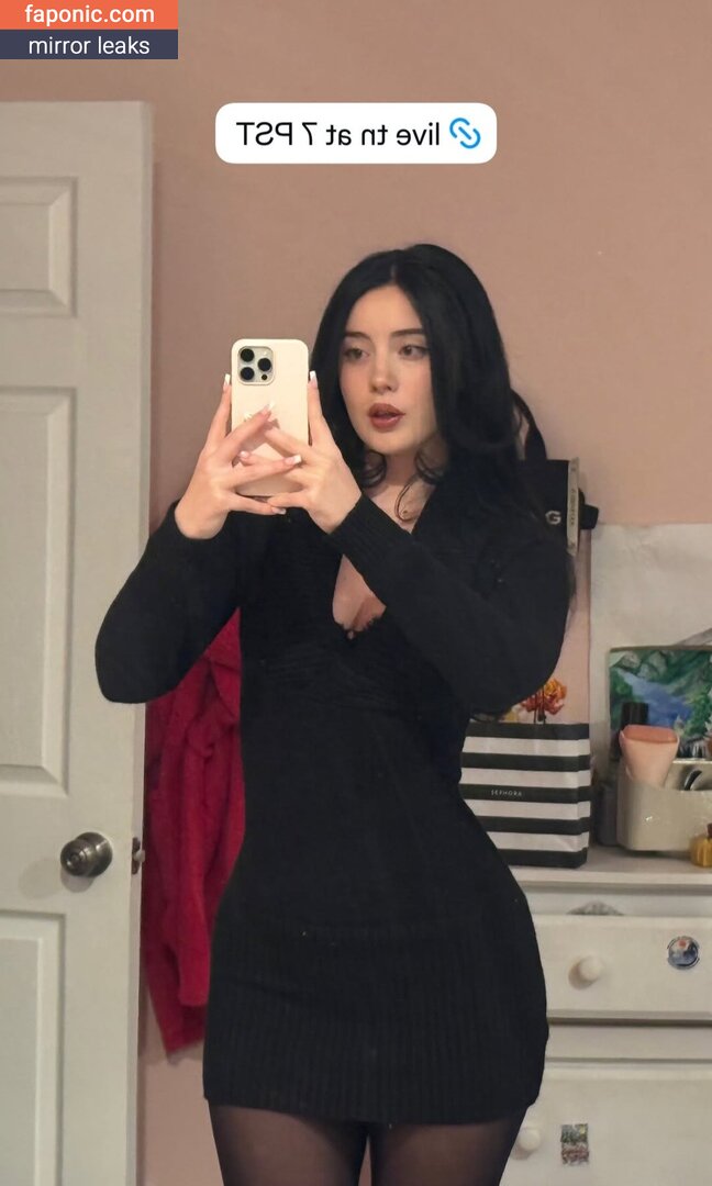 Hotblockchain, https: Eksplicitni sadržaj OnlyFans Fotografija #1