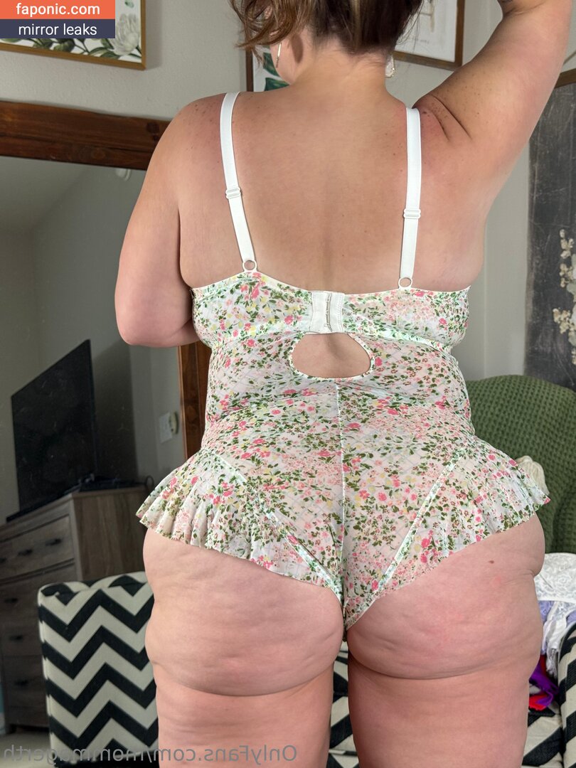 Mommager, Mommagerth, momma.gerth Eksplicitni sadržaj OnlyFans Fotografija #2