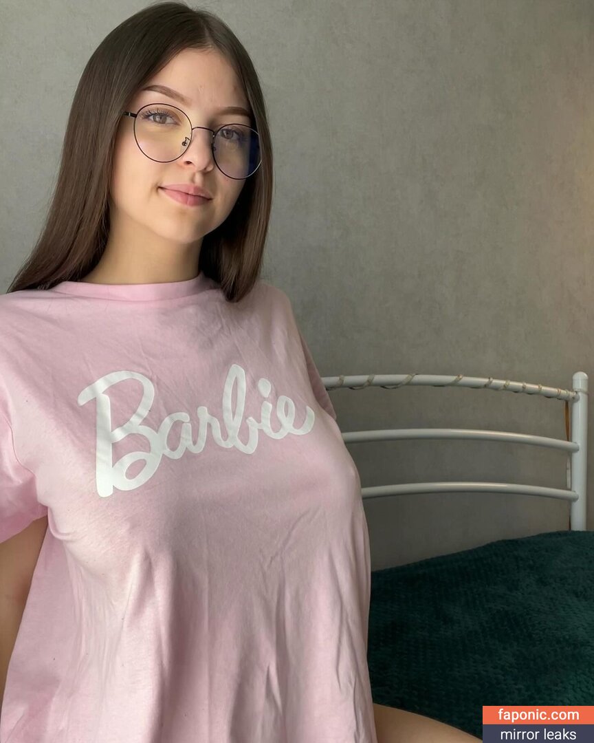 Ygwbt Eksplicitni sadržaj  Fotografija #757