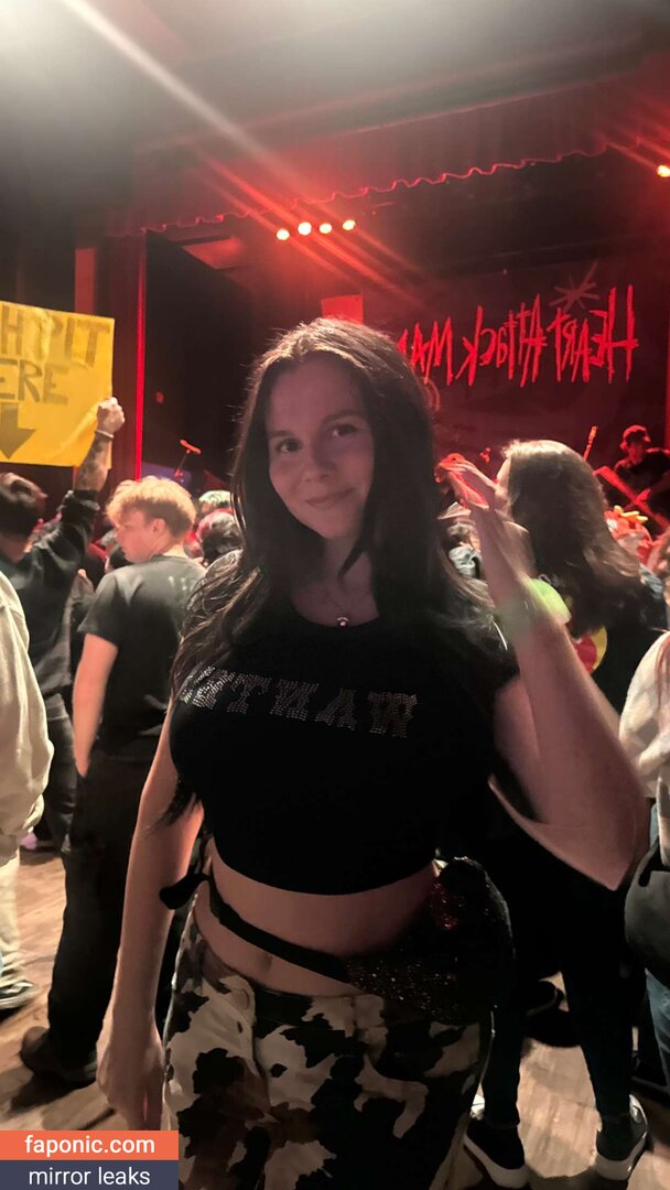 Yellz0, Yellz1, bigtittygothegg, yellz Eksplicitni sadržaj OnlyFans/Patreon Fotografija #49