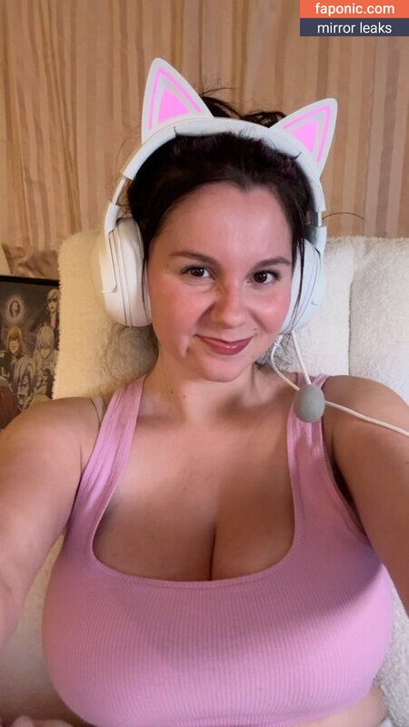Yellz0, Yellz1, bigtittygothegg, yellz Eksplicitni sadržaj OnlyFans/Patreon Fotografija #322