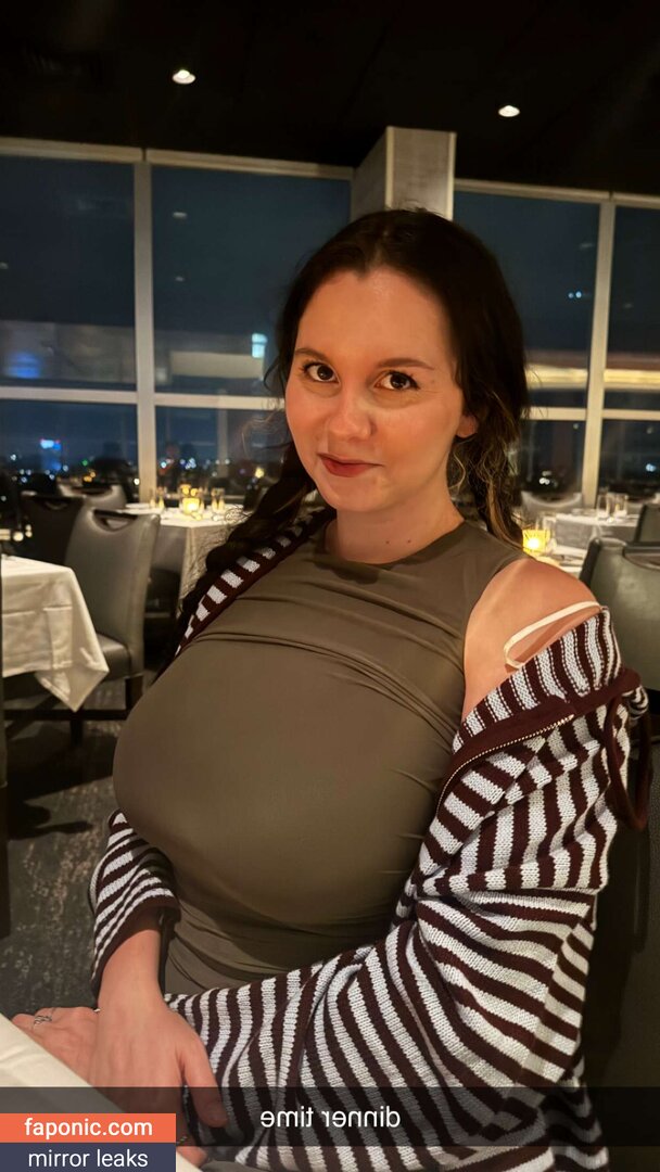 Yellz0, Yellz1, bigtittygothegg, yellz Eksplicitni sadržaj OnlyFans/Patreon Fotografija #332