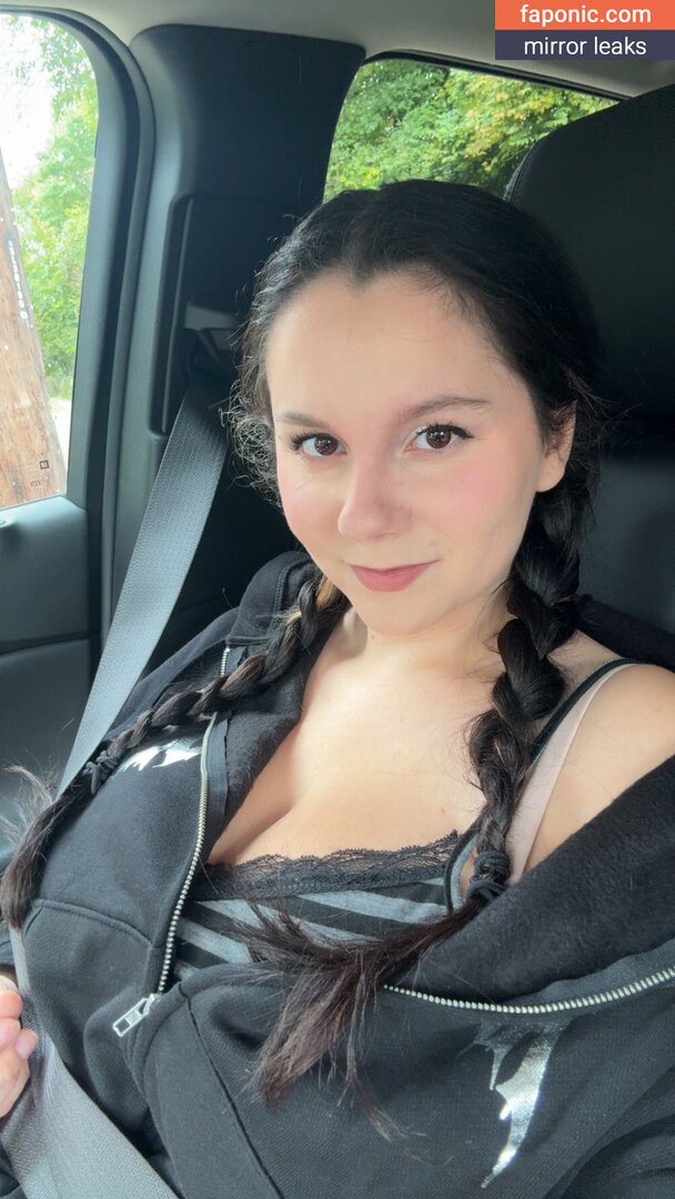 Yellz0, Yellz1, bigtittygothegg, yellz Eksplicitni sadržaj OnlyFans/Patreon Fotografija #336
