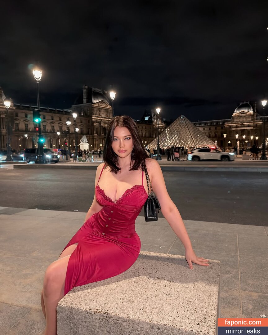 andreeamaresof, andreeamaresof_fanpage2022, blackwidof Eksplicitni sadržaj OnlyFans Fotografija #2