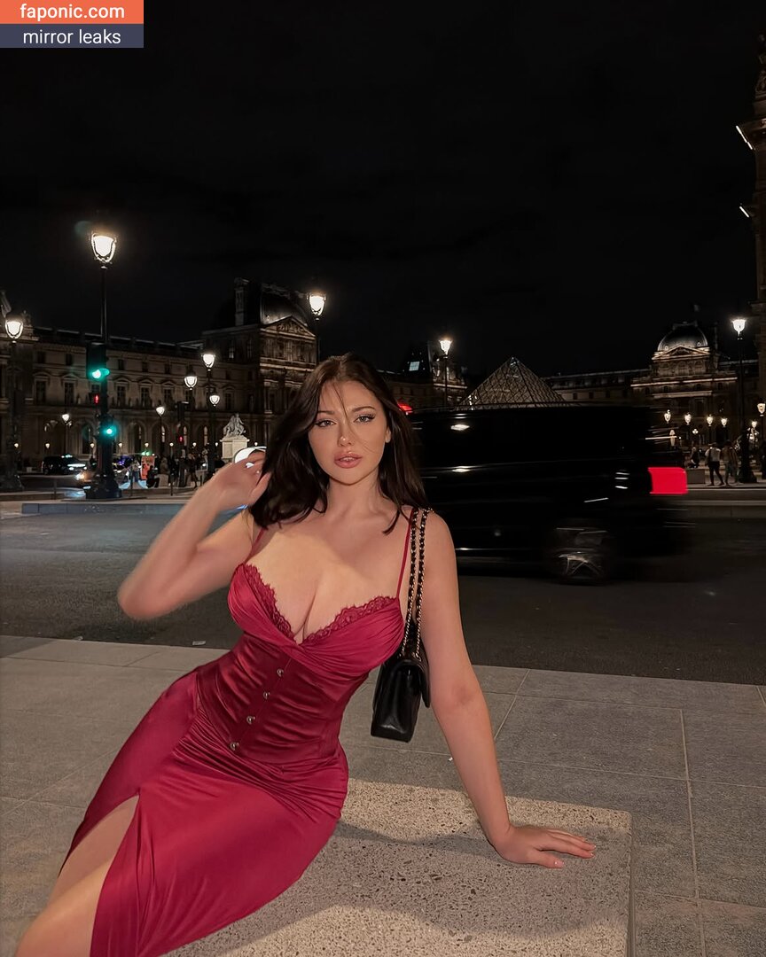 andreeamaresof, andreeamaresof_fanpage2022, blackwidof Eksplicitni sadržaj OnlyFans Fotografija #5