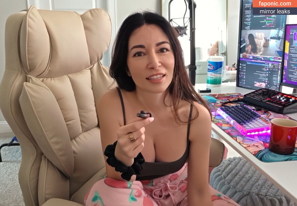 Alinity, alinitydivine, https: Eksplicitni sadržaj OnlyFans Fotografija #1970
