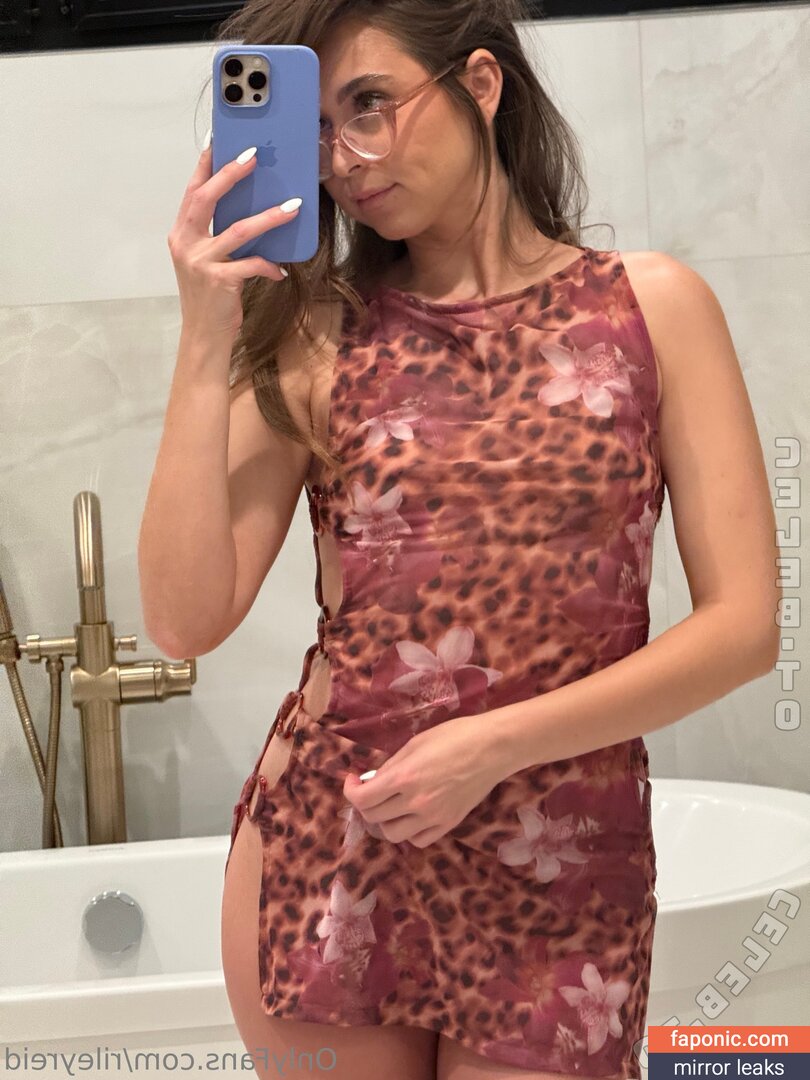 Riley Reid, RileyReidTikTok, hellorileyreid, rileyreidx3 Eksplicitni sadržaj OnlyFans Fotografija #2786