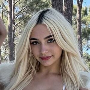 Chloe Yum