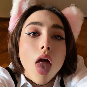 Emilia Grooves