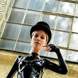 Latexgirlies