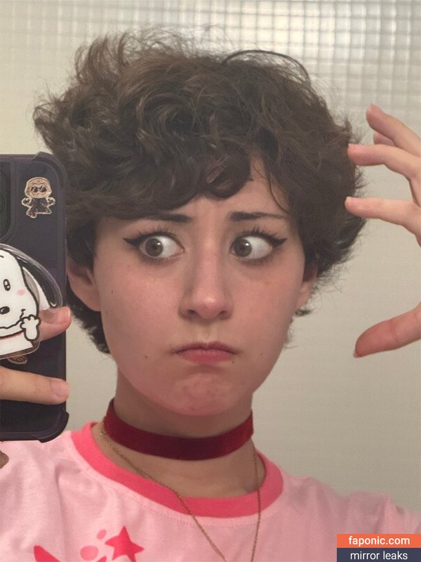 mimidoescosplay