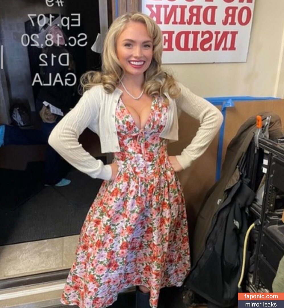 Natalie Alyn Lind